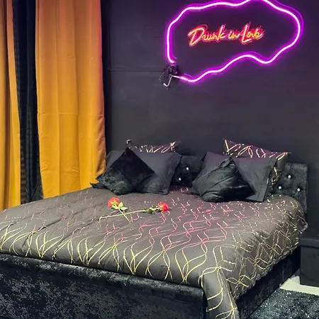 Loveroom By Sunnyroom 아파트 *
